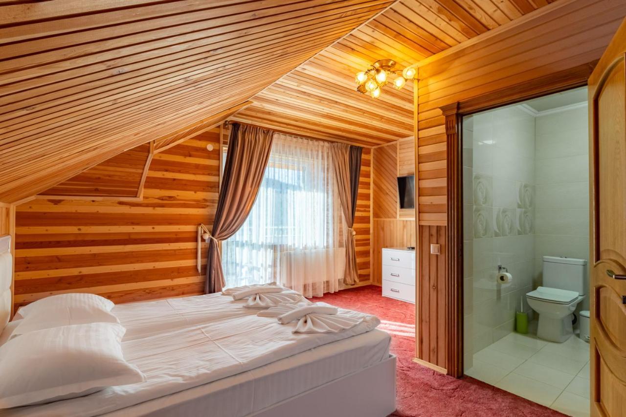 Zeleniy Bir Hotel Bukovel Bagian luar foto