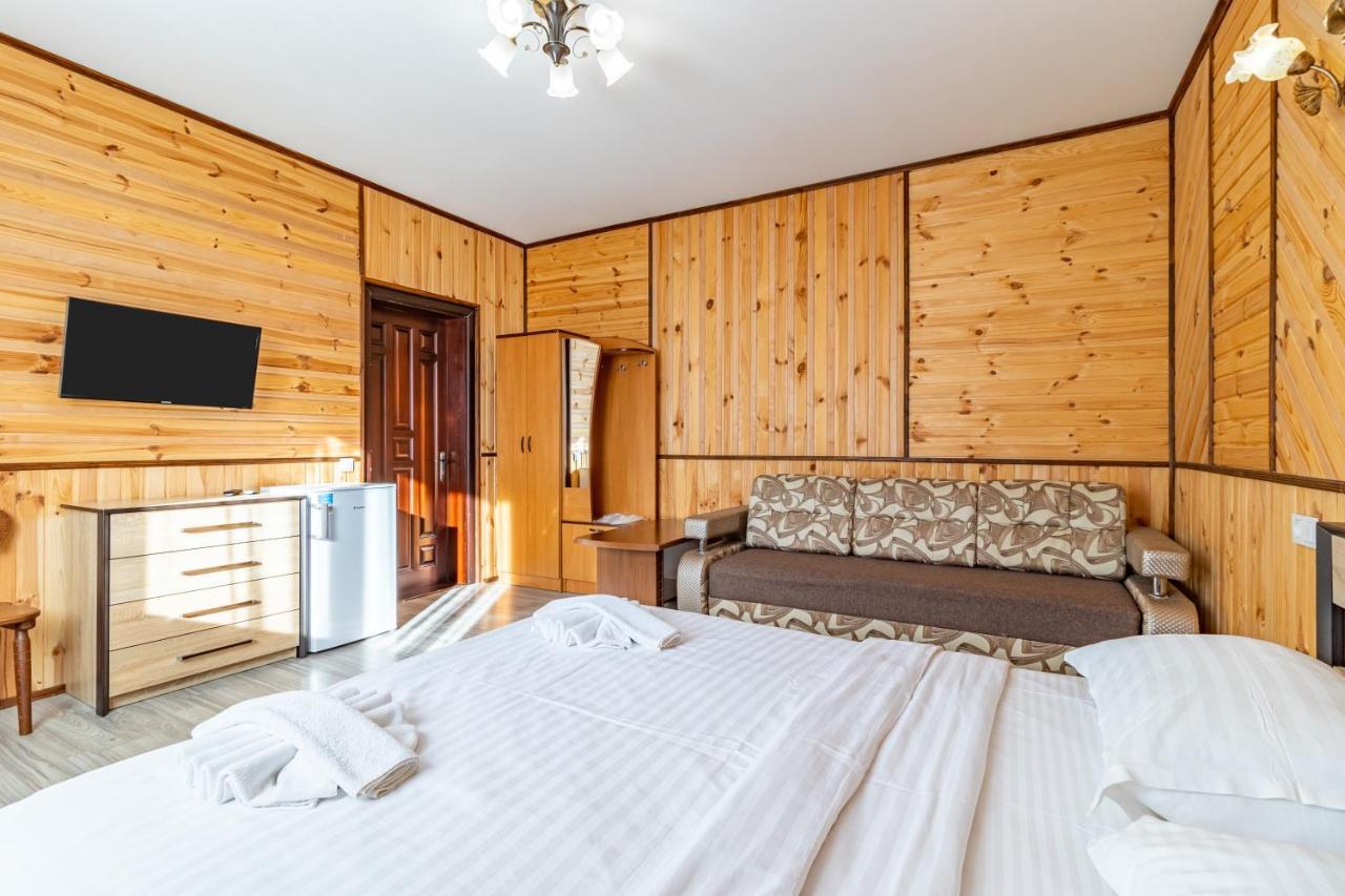 Zeleniy Bir Hotel Bukovel Bagian luar foto
